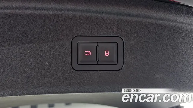 BYD Sealion 7 — Фото автомобиля 30