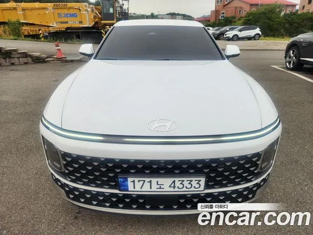 Фотография автомобиля — Hyundai Grandeur GN7