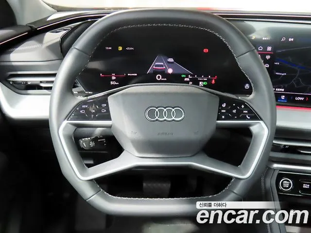 Audi Q5 45 TFSI quattro S Line — Фото автомобиля 16