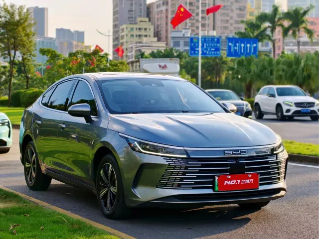 BYD Destroyer 05 — Фото автомобиля 3