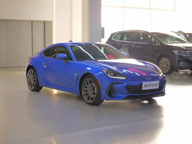 Subaru BRZ — Фото автомобиля 3