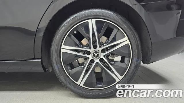 Mercedes-Benz A-Class — Фото автомобиля 21