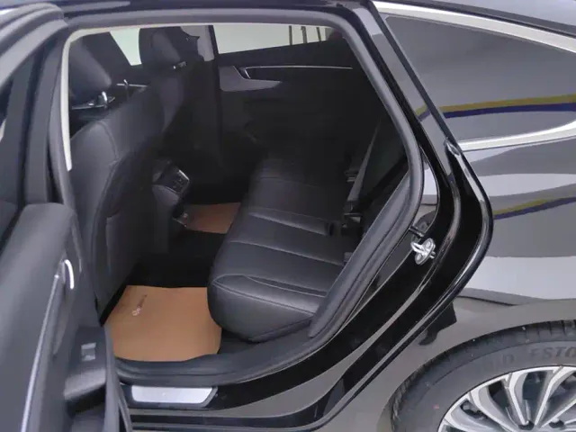 Buick LaCrosse — Фото автомобиля 11