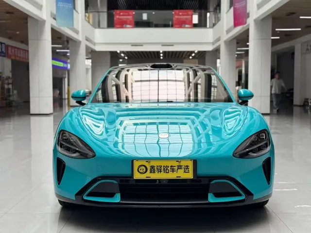 Xiaomi SU7 — Фото автомобиля 2