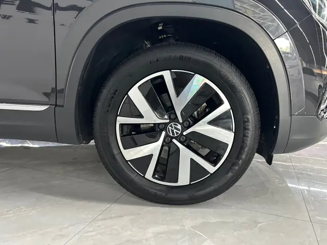Volkswagen Tayron — Фото автомобиля 6