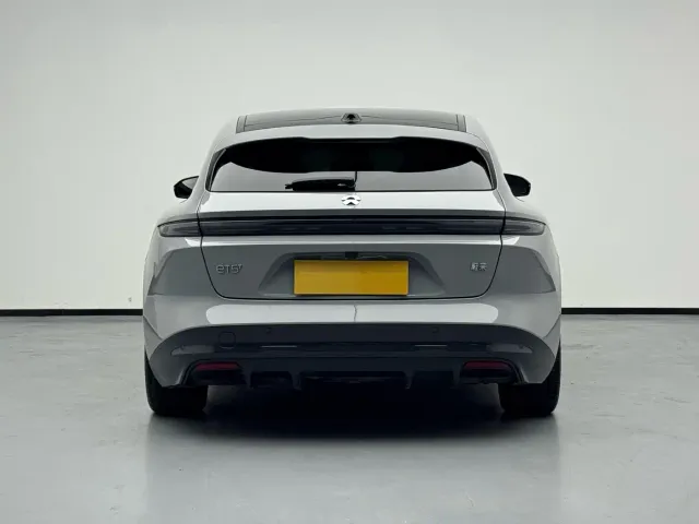 Nio ET5 Touring — Фото автомобиля 6