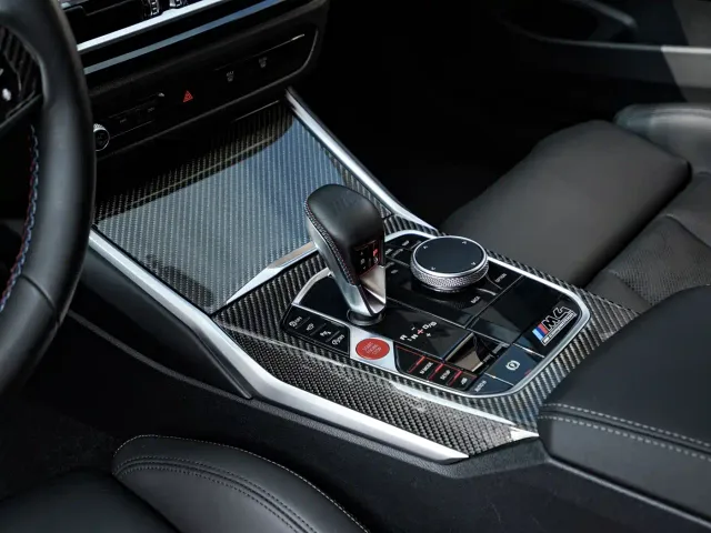 BMW M4 — Фото автомобиля 9