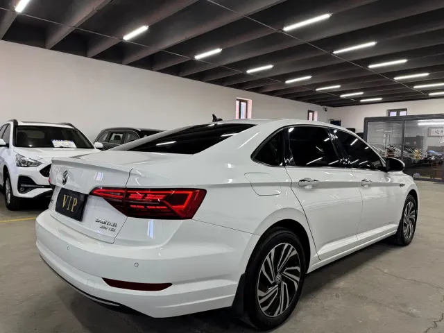 Volkswagen Sagitar — Фото автомобиля 7