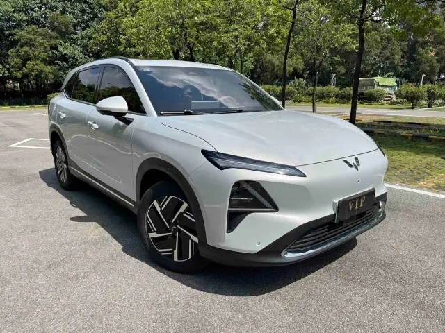 Wuling Starlight S — Фото автомобиля 3