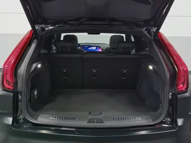 Cadillac XT4 — Фото автомобиля 16