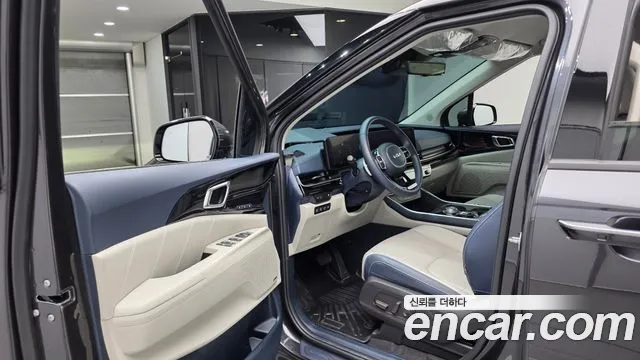 Kia Carnival Generation 4 — Фото автомобиля 15