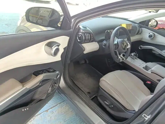 BYD Yuan PLUS — Фото автомобиля 15