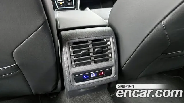 Volkswagen Golf Golf 8 поколение 2.0 TDI Prestige — Фото автомобиля 19