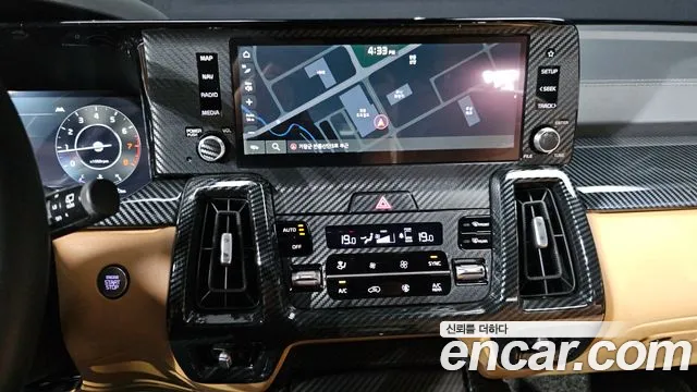 Kia Sorento Sorento 4-е поколение Бензин 2.5T 4WD — Фото автомобиля 16