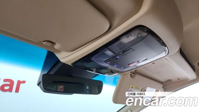 Hyundai Staria Staria 4WD Tourer 9 мест — Фото автомобиля 19