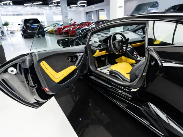 Lamborghini Huracán 2020 Huracán EVO RWD — Фото автомобиля 5