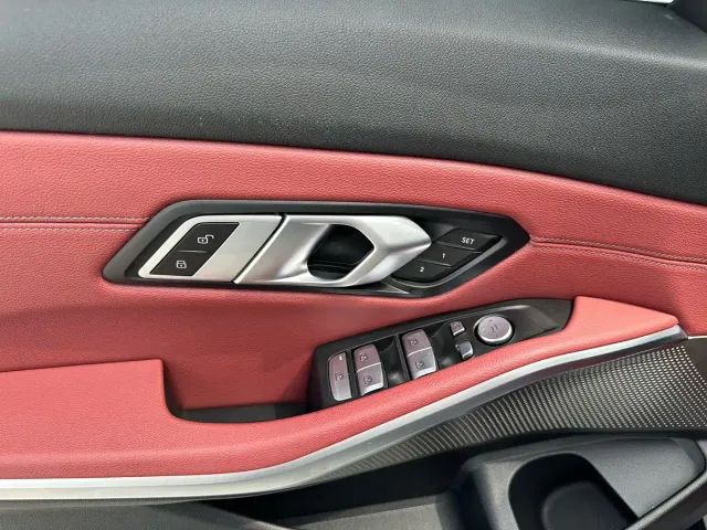 BMW 3 Series — Фото автомобиля 13