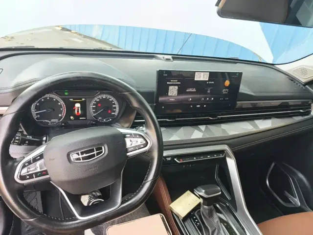 Geely Vision X6 — Фото автомобиля 9