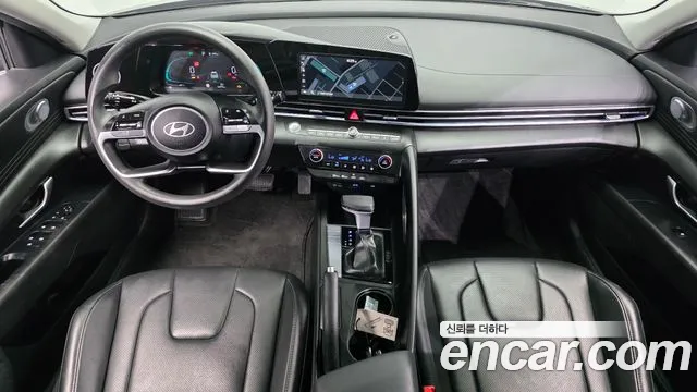 Hyundai Avante CN7 — Фото автомобиля 10