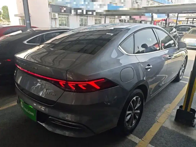 BYD Qin PLUS — Фото автомобиля 6
