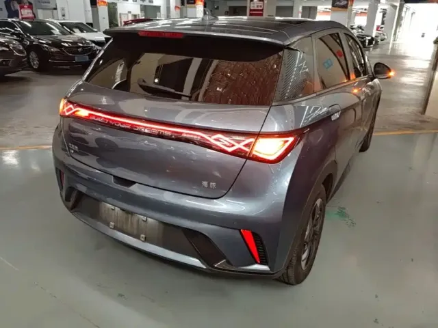 BYD Dolphin — Фото автомобиля 6