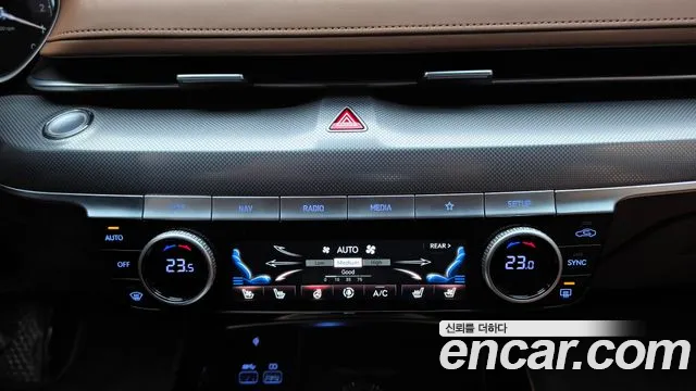 Genesis G80 RG3 — Фото автомобиля 23