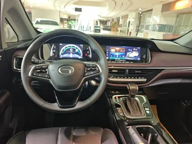 GAC Trumpchi M6 — Фото автомобиля 9