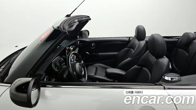 Mini Cooper Convertible — Фото автомобиля 30