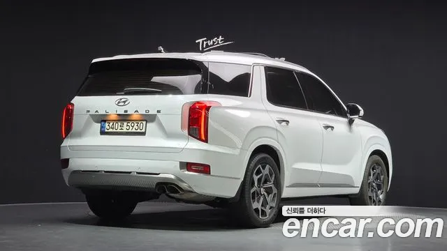 Hyundai Palisade Palisade Дизель 2.2 2WD — Фото автомобиля 2