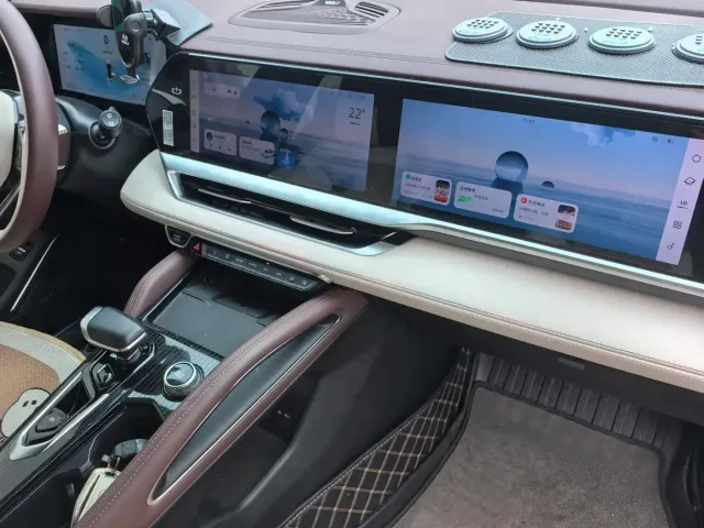 Geely Xingyue L — Фото автомобиля 18