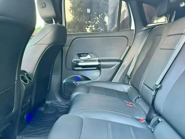 Mercedes-Benz EQA — Фото автомобиля 15