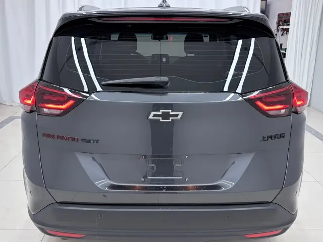 Chevrolet Orlando — Фото автомобиля 5