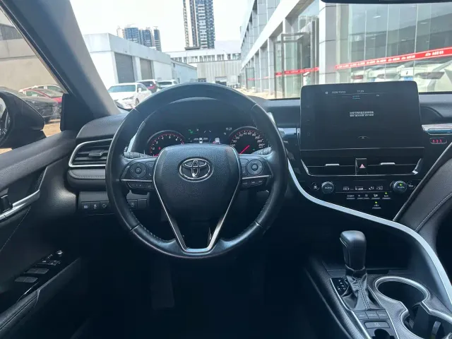 Toyota Camry — Фото автомобиля 9