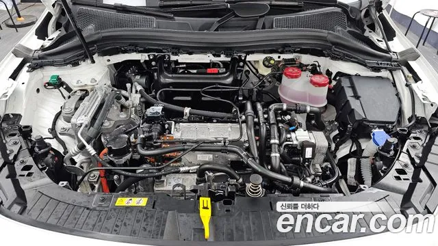 Mercedes-Benz EQA — Фото автомобиля 5