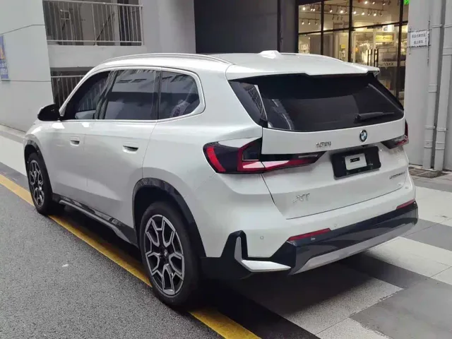 BMW X1 — Фото автомобиля 2