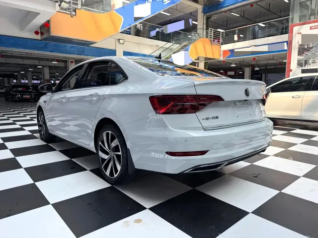 Volkswagen Sagitar — Фото автомобиля 17