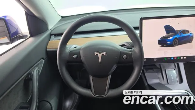 Tesla Model Y — Фото автомобиля 20