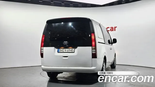 Hyundai Staria Staria Карго 5 мест — Фото автомобиля 4