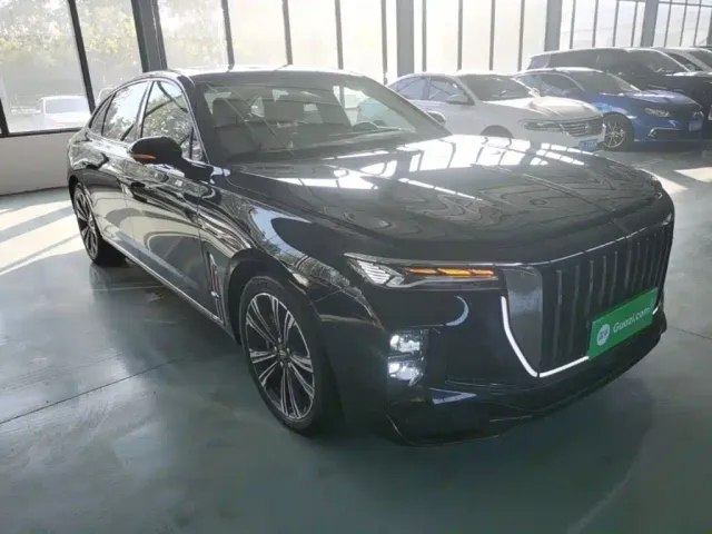 Hongqi H9 — Фото автомобиля 3