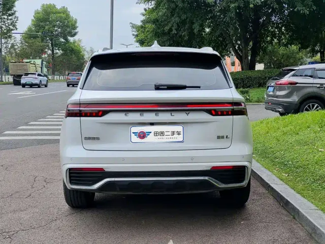 Geely Xingyue L — Фото автомобиля 5
