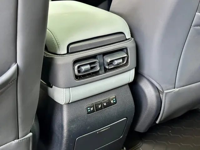 BYD FangChengBao Leopard 5 — Фото автомобиля 18