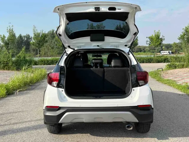 Toyota YARiS L Zhi Xuan — Фото автомобиля 5