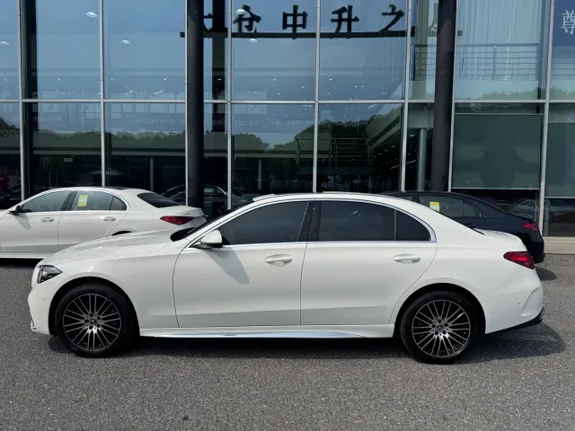 Mercedes-Benz C-Class — Фото автомобиля 7