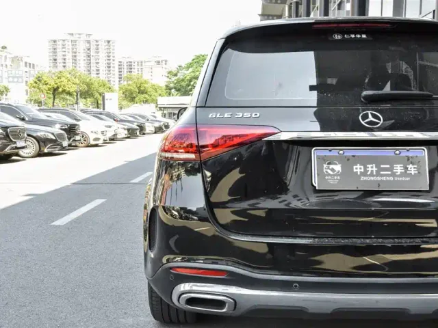 Mercedes-Benz GLE-Class — Фото автомобиля 10