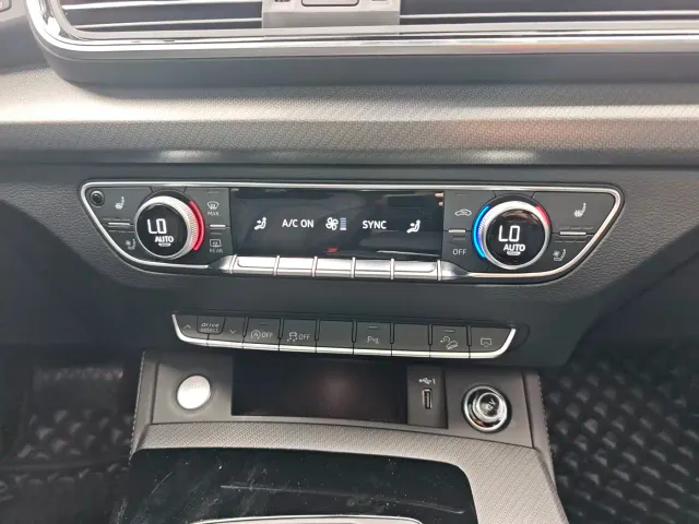 Audi Q5L — Фото автомобиля 9