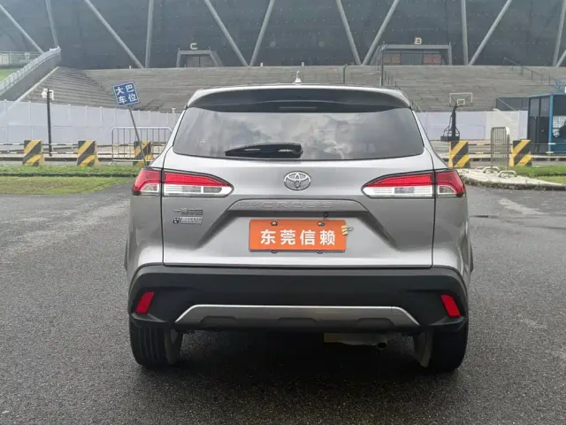 Toyota Corolla Cross — Фото автомобиля 8
