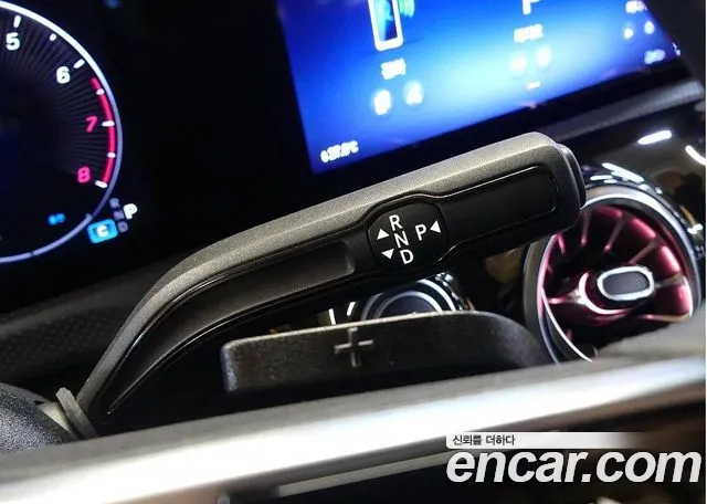 Mercedes-Benz A-Class — Фото автомобиля 9