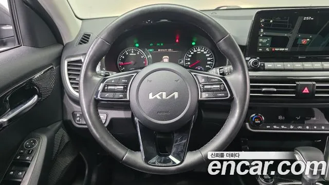 Kia Seltos Seltos Бензин 1.6 турбо 2WD — Фото автомобиля 14
