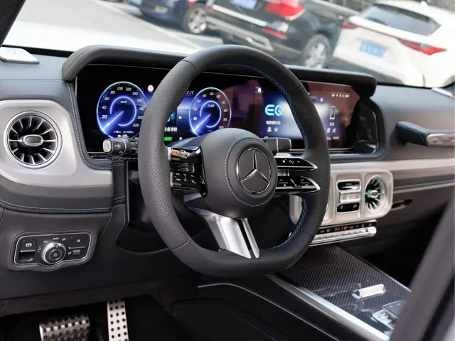 Mercedes-Benz G-Class — Фото автомобиля 11