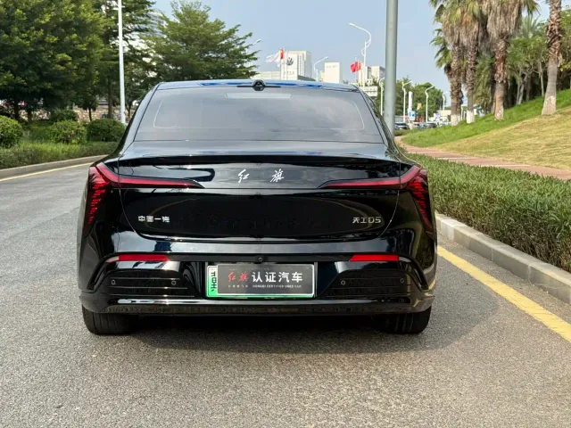 Hongqi Tiangong 05 — Фото автомобиля 6